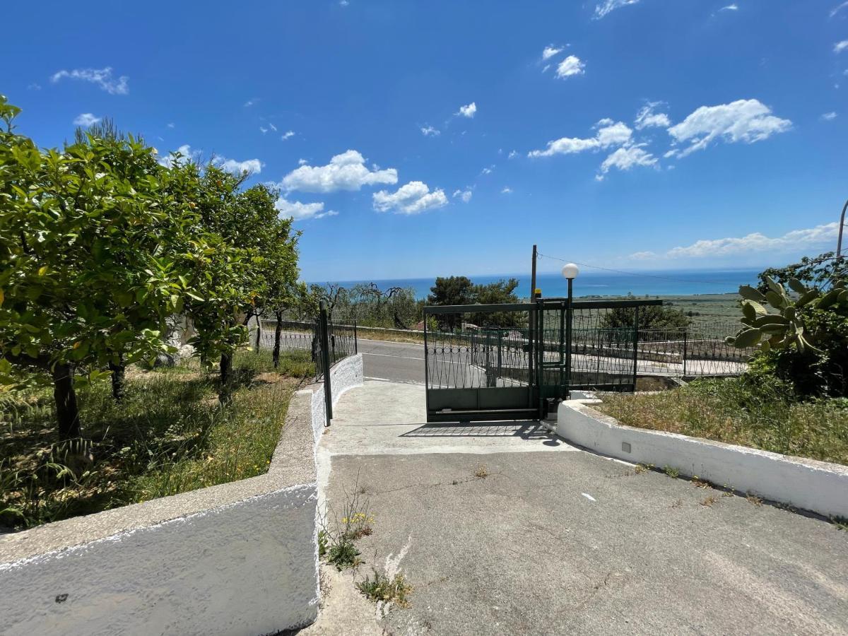 Villetta - Qui Dove Il Mare Luccica - Affitti Brevi Italia Monte Sant'Angelo Eksteriør billede