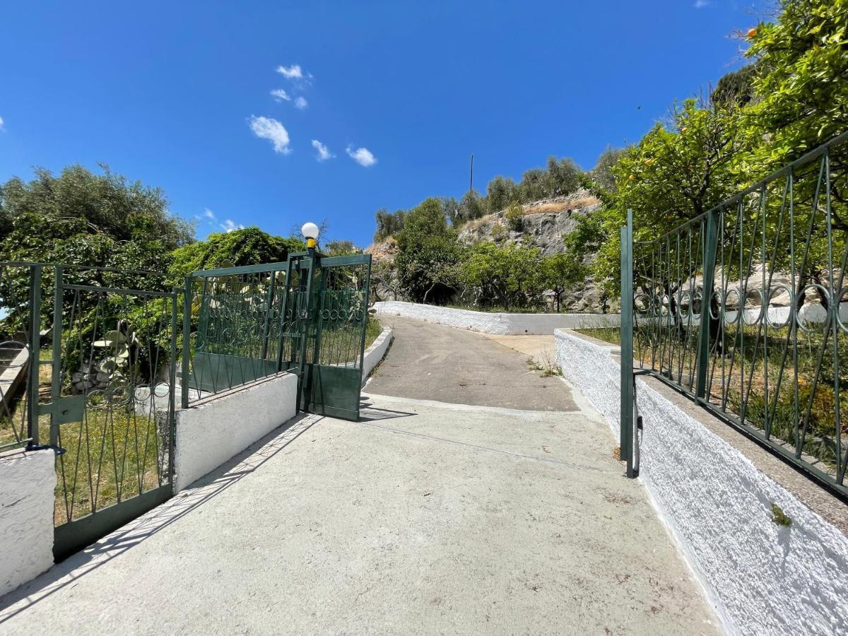Villetta - Qui Dove Il Mare Luccica - Affitti Brevi Italia Monte Sant'Angelo Eksteriør billede